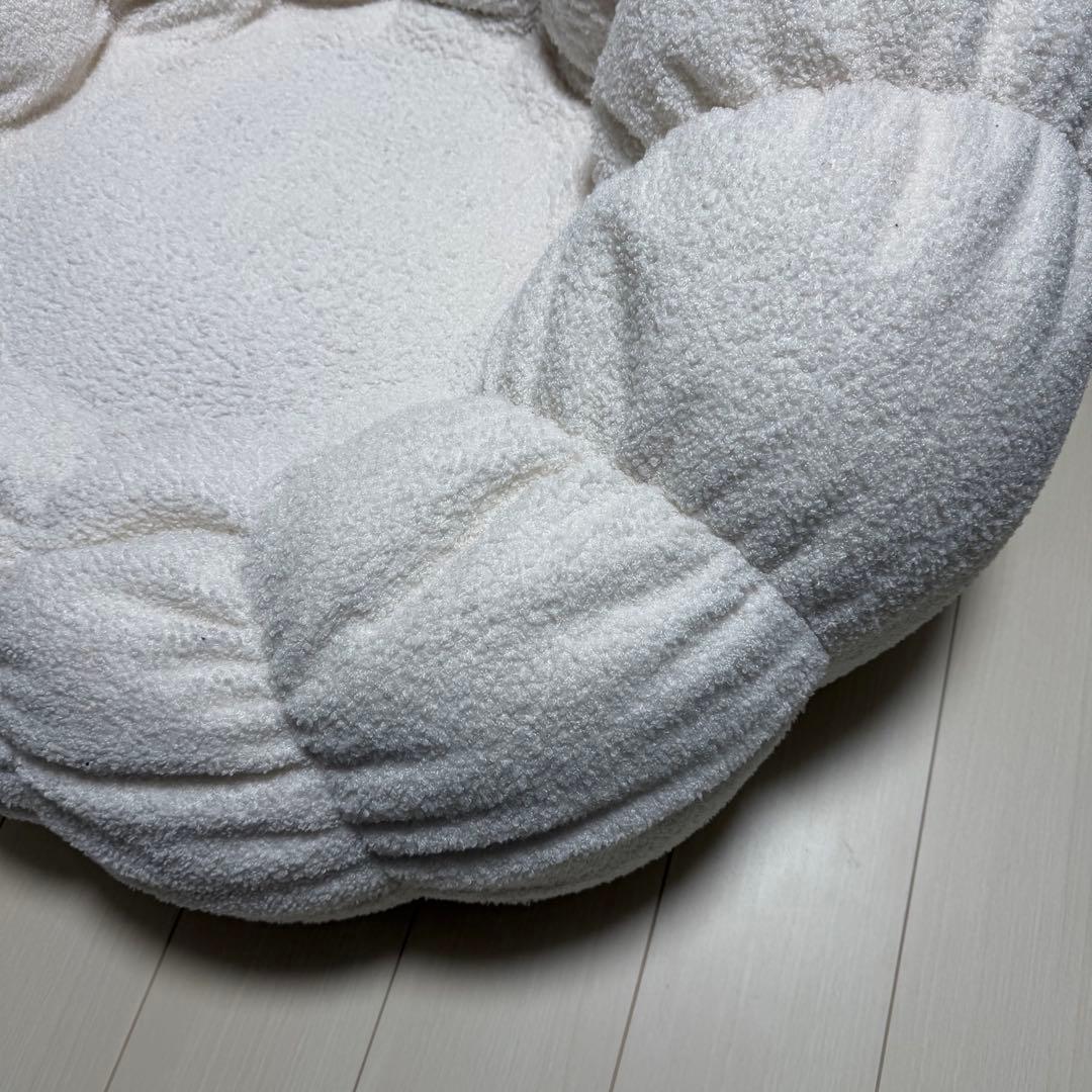 smoo ビーズクッション ホワイト 小