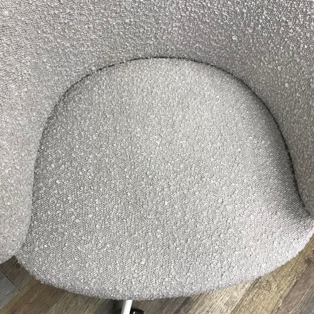 【展示品2025年製】オカムラ　エミーノ　4本脚　キャスター付き