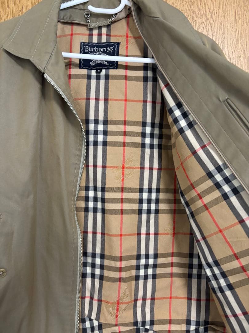 Burberry ベージュ ジャンパー