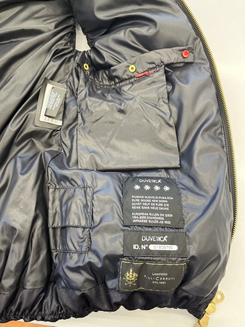 DUVETICA フード付きダウンベスト 40サイズ