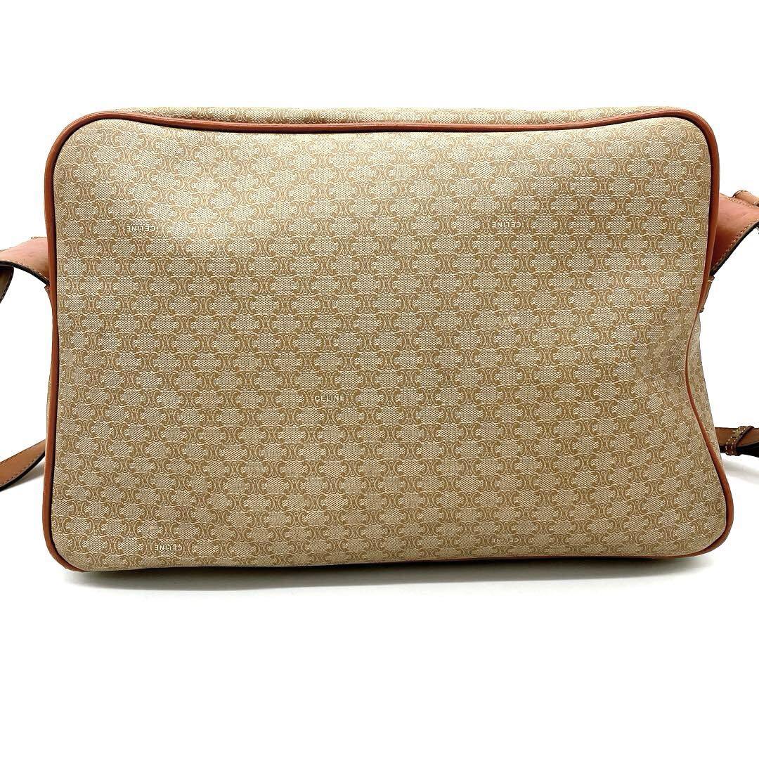 【CELINE】メッセンジャーバッグ　マカダム柄　ゴールド金具　ブラウン　PVC