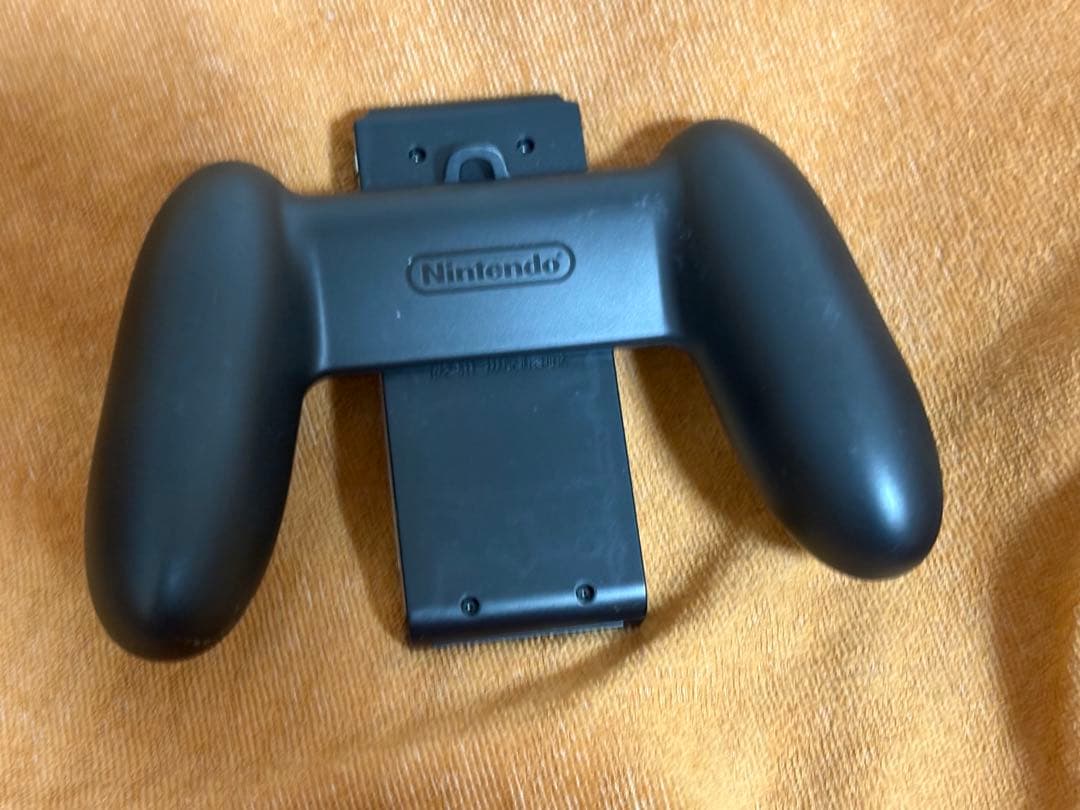 お餅さん専用　【訳あり】Nintendo Switch 本体 赤/青