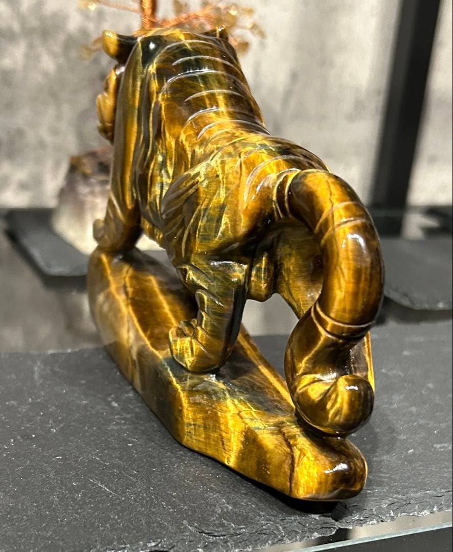 虎置物　タイガーアイ