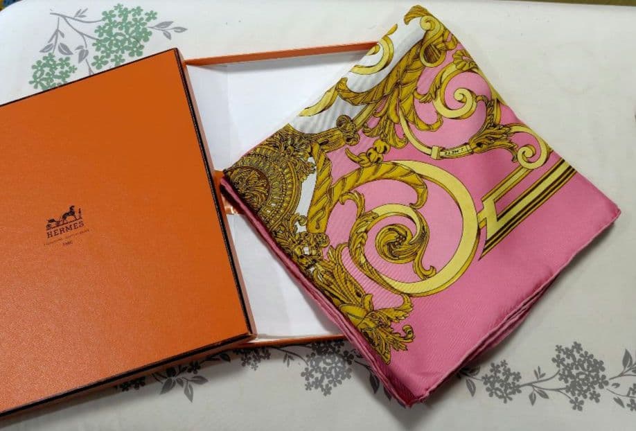 エルメス　HERMES　スカーフ　ピンク