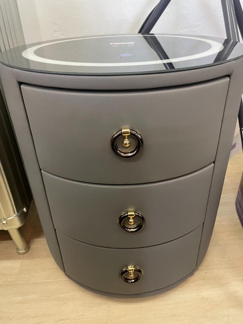 充電機能付き　サイドテーブル　ナイトテーブル　ライト付き　引出し　チェスト　収納