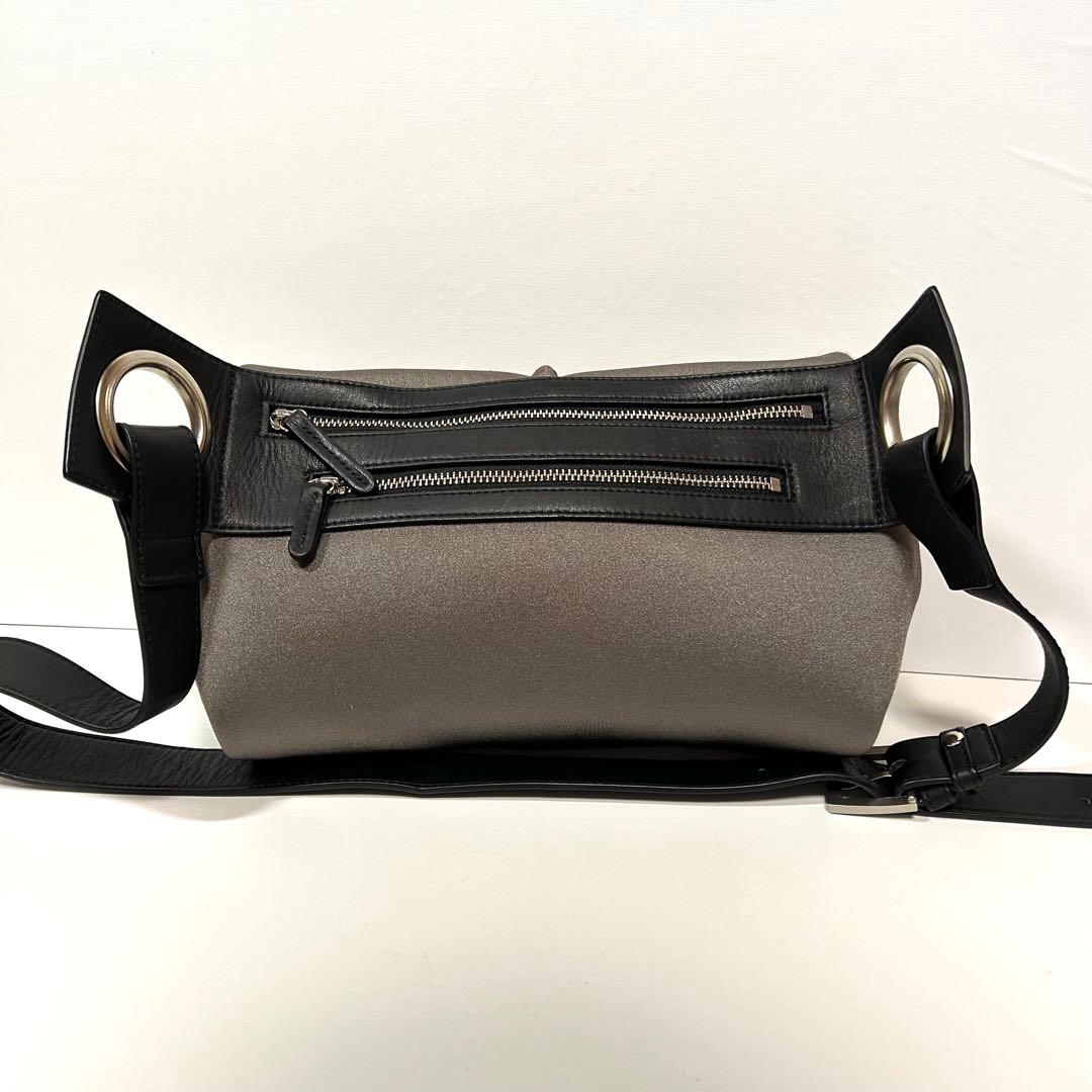 人気✨カワカワ ショルダーバッグ hatomeボディバッグ wet