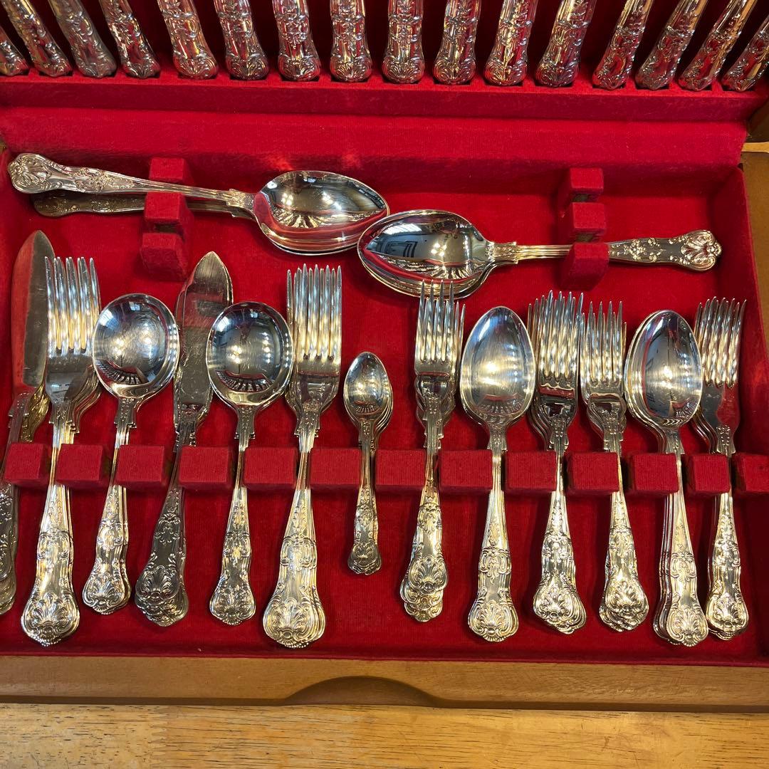 アーサープライス　８人用カトラリーセット　74本