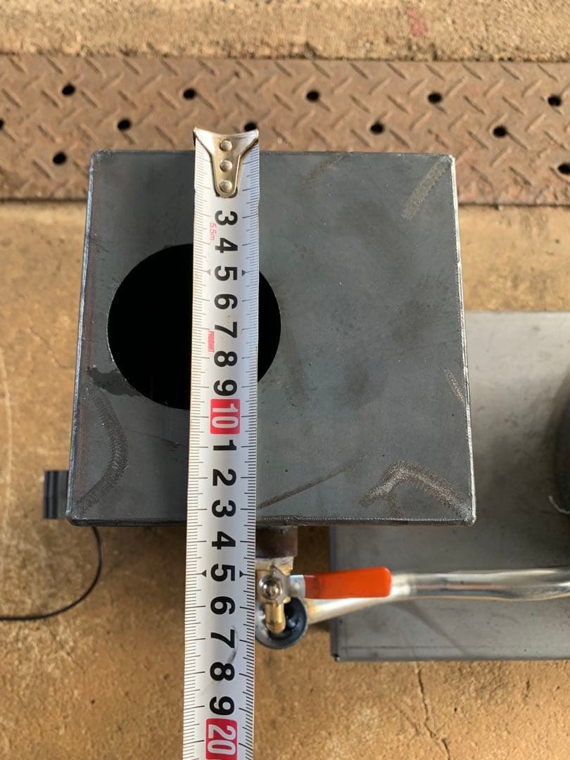 廃油ストーブ 煙突アダプタ付き80mm、100mm,106mm煙突使えます。