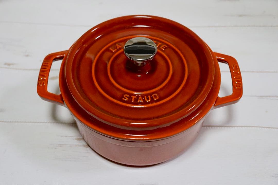 ストウブ　ココットラウンド　18cm シナモン
