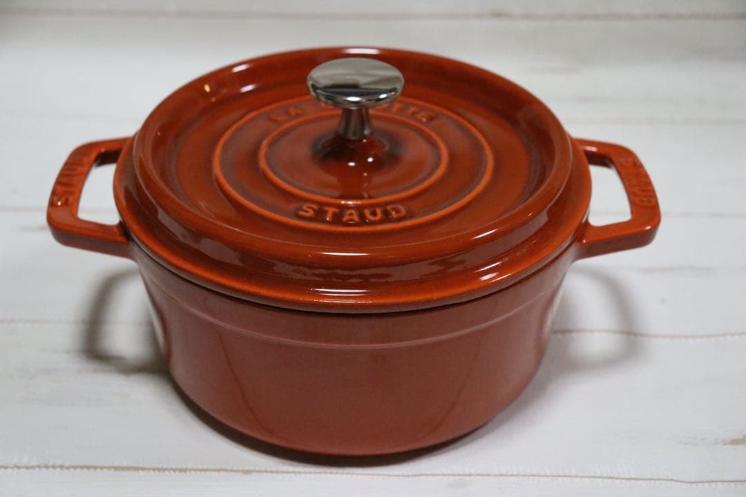 ストウブ　ココットラウンド　18cm シナモン