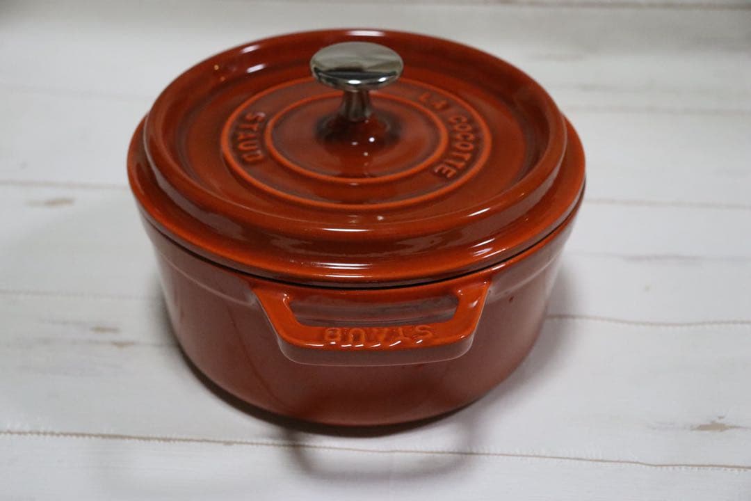 ストウブ　ココットラウンド　18cm シナモン