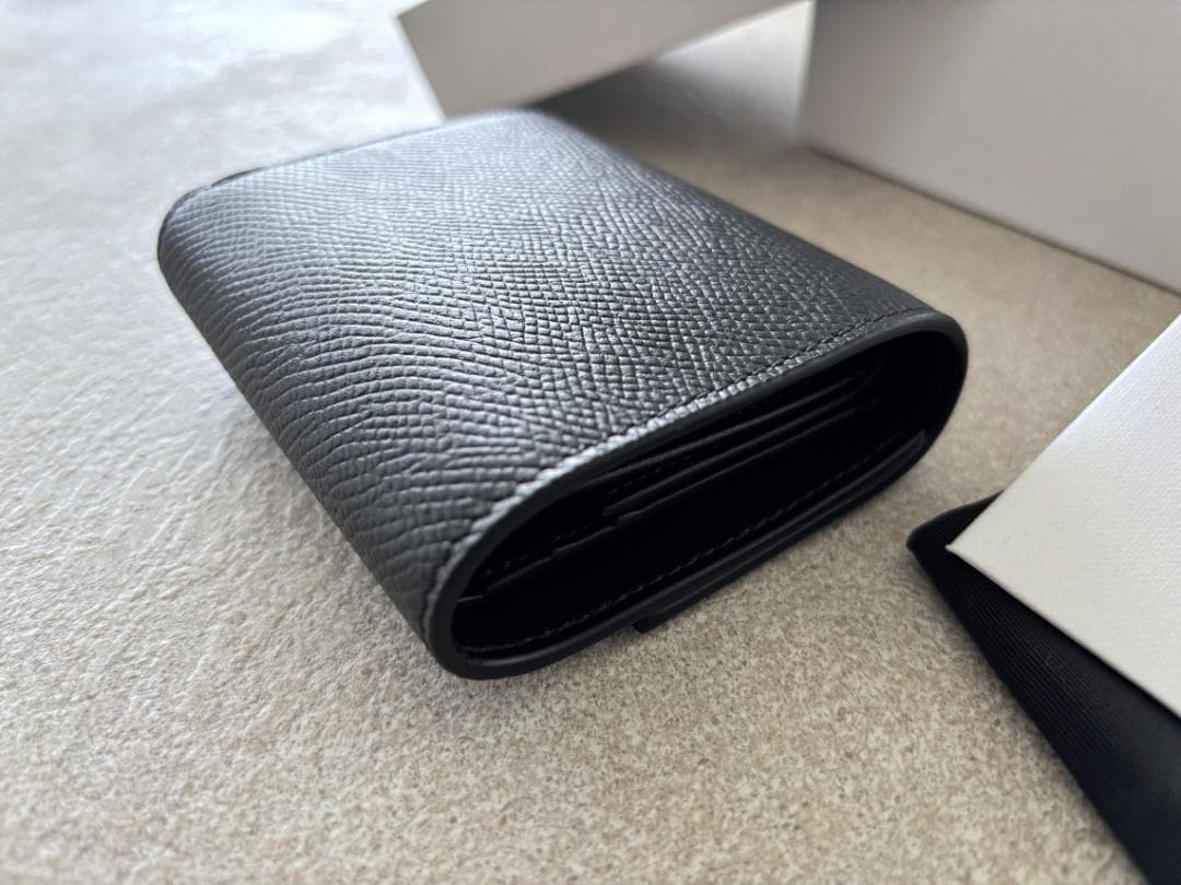 CELINEセリーヌ　スモールトリフォールドウォレット ミニ財布　ブラック