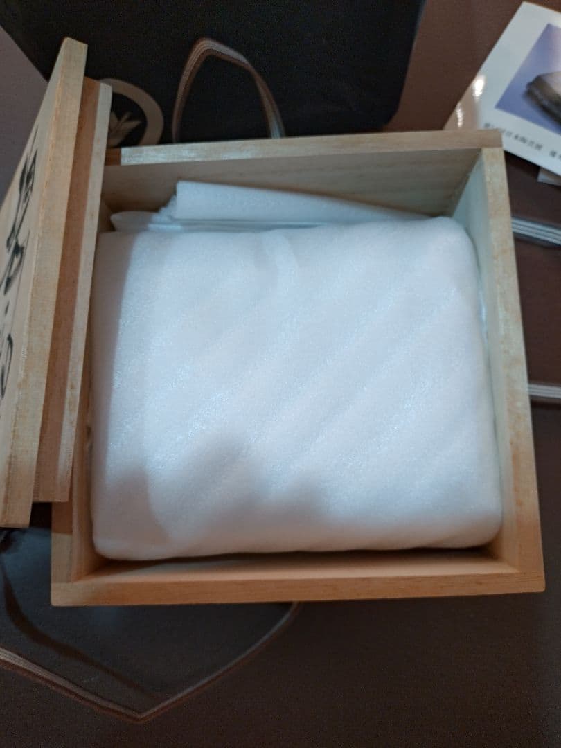 虎澤英雄　木箱サイン付　武州飯能焼　陶器の器 第14回日本陶芸展受賞者作品2枚組