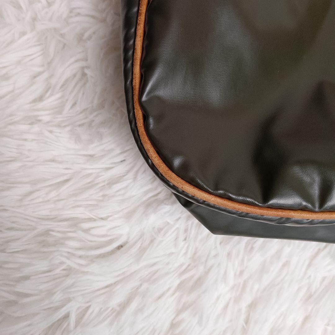 美品 HUNTING WORLD ショルダーバッグ バチュークロス バチューサー