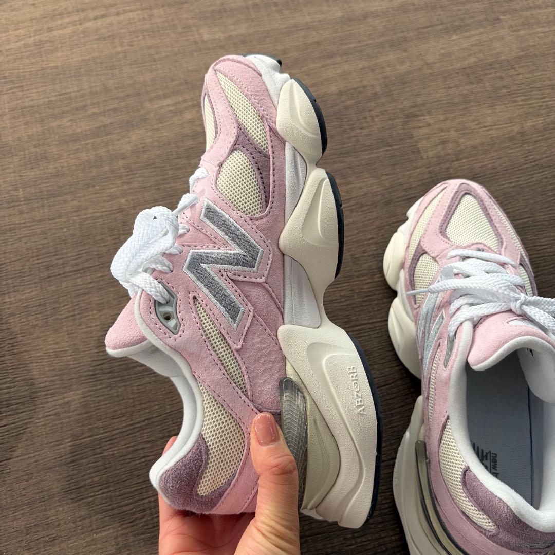 【美品】ニューバランス U9060LBC ピンク 24cm スニーカー