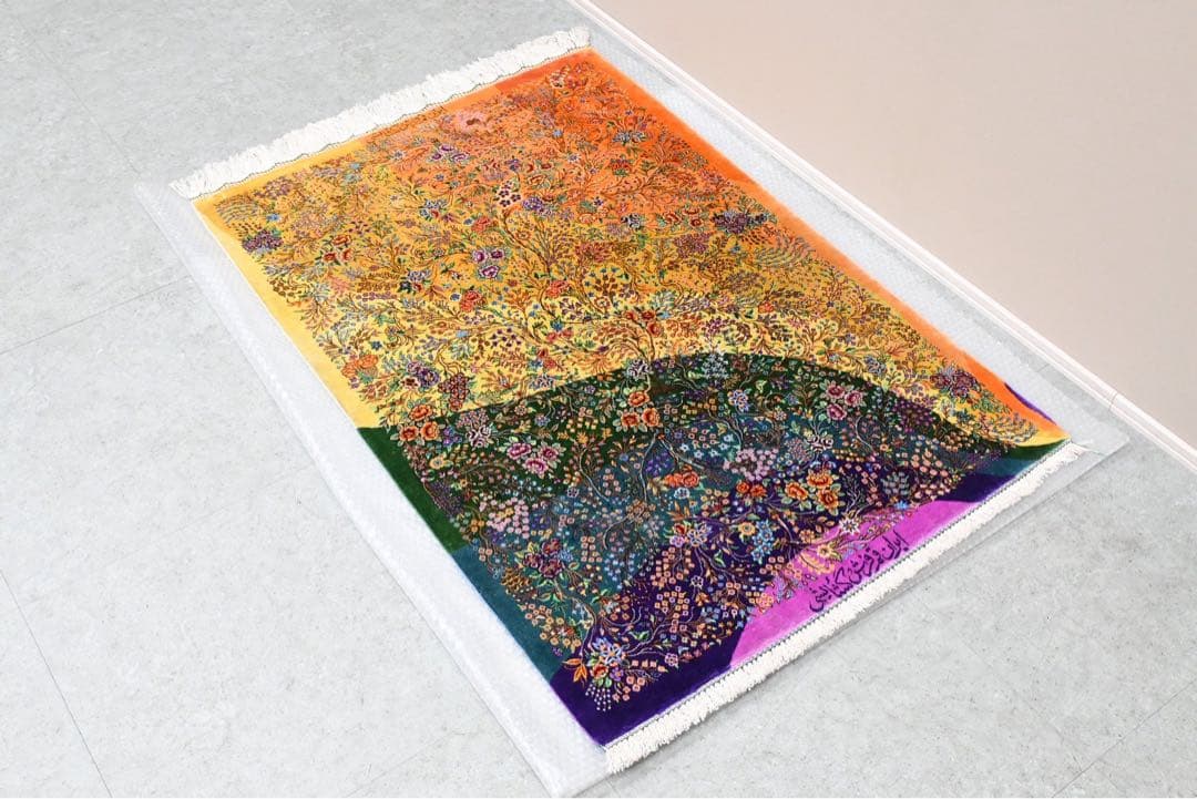 ⭐︎極上の逸品⭐︎ ペルシャ絨毯 クム サイン入り 330万