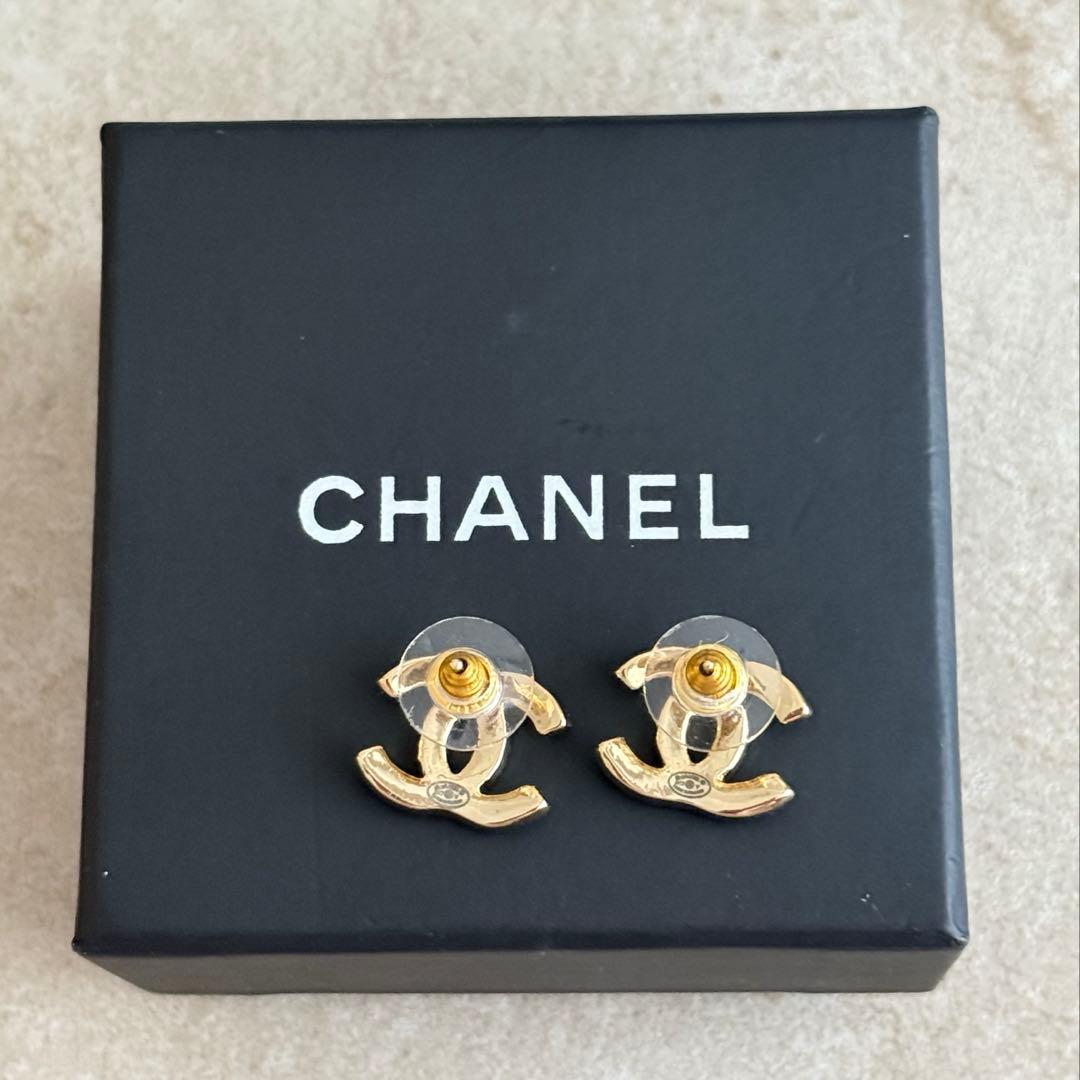 シャネル CHANEL ココマーク ピアス