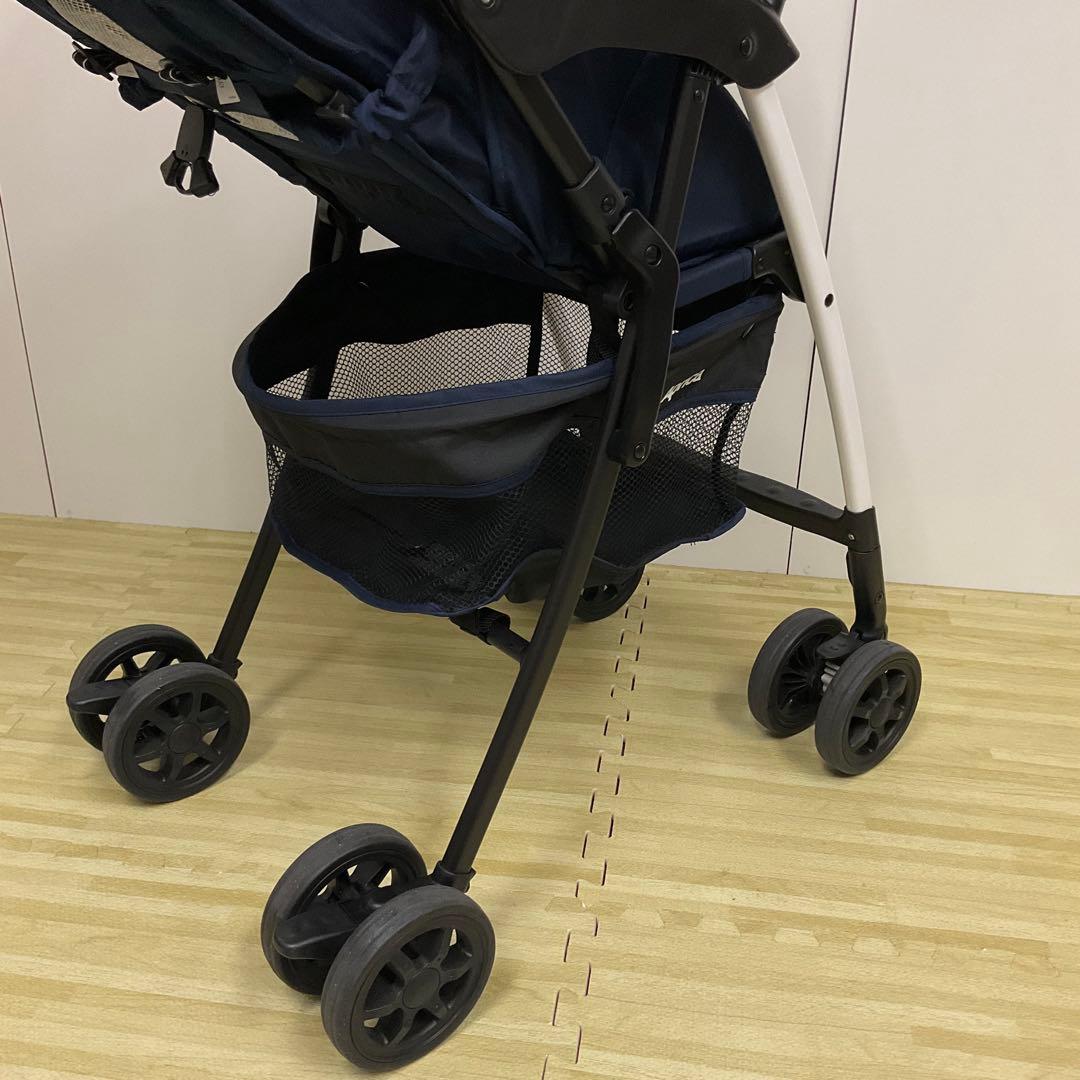 綺麗！アップリカ マジカルエアー プラス AC トリコロールネイビー