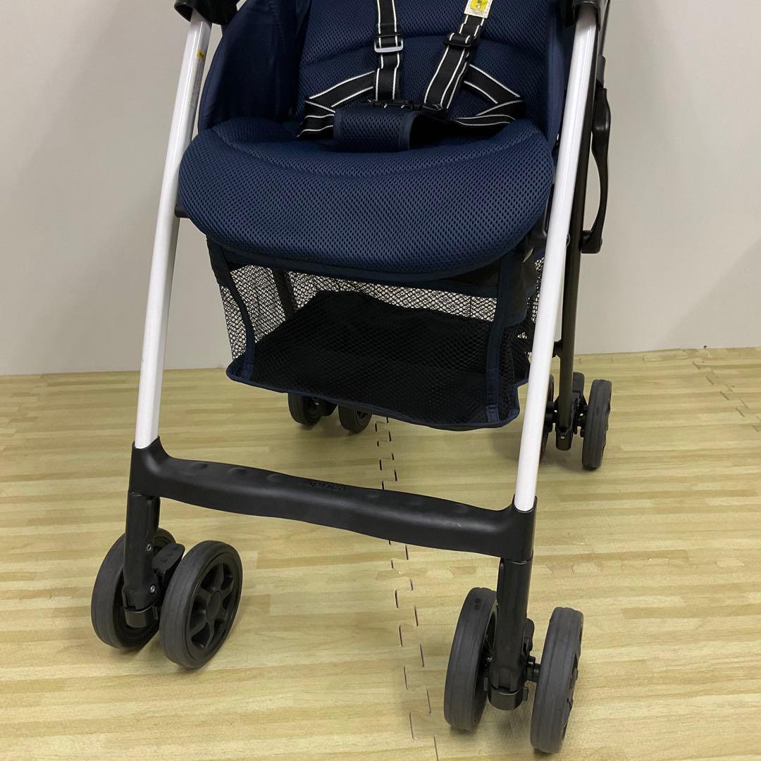 綺麗！アップリカ マジカルエアー プラス AC トリコロールネイビー