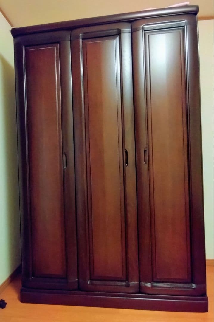 ダークブラウン 3ドア衣装桐タンス
