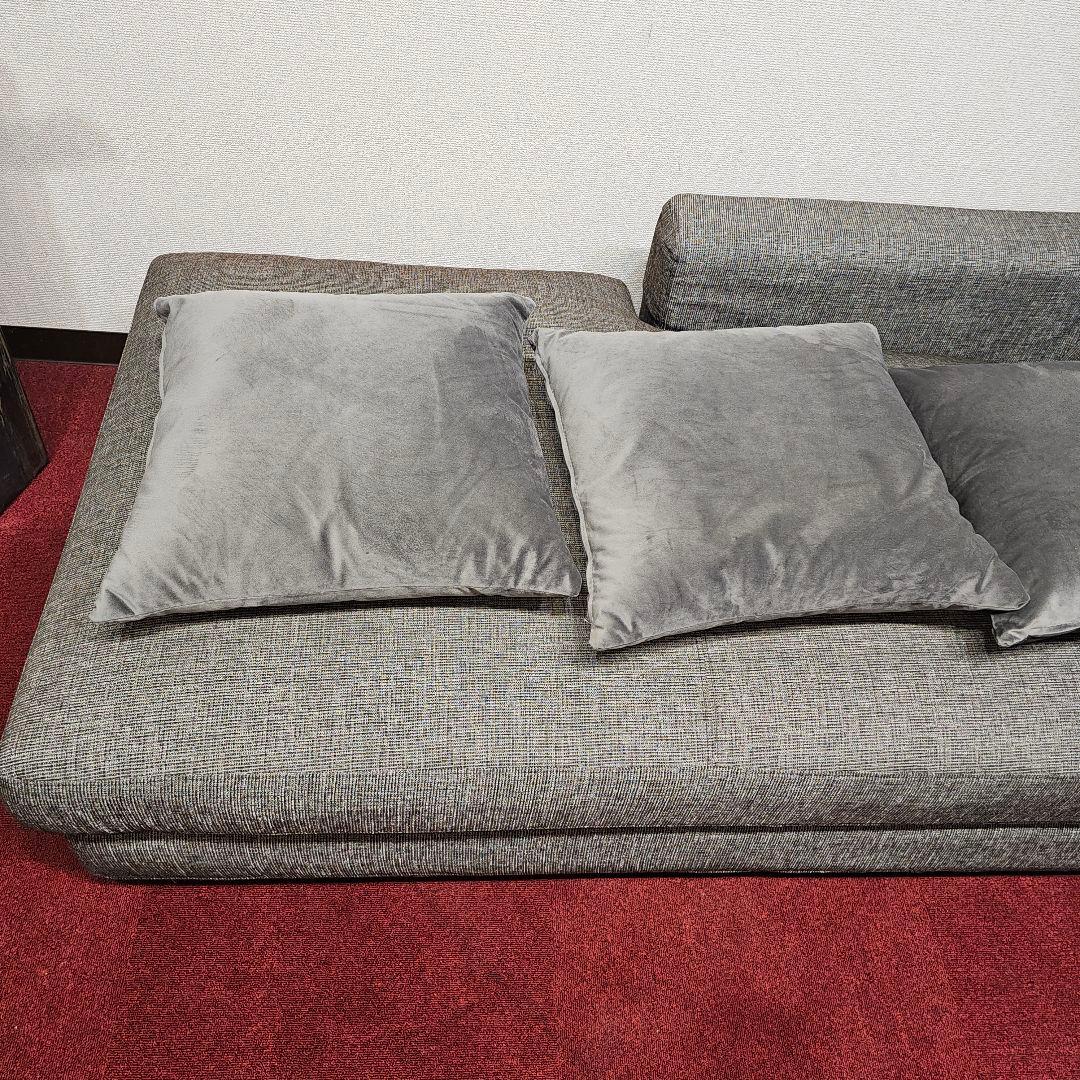 東京23区送料無料 グレーの1人掛けソファ（クッション付き）