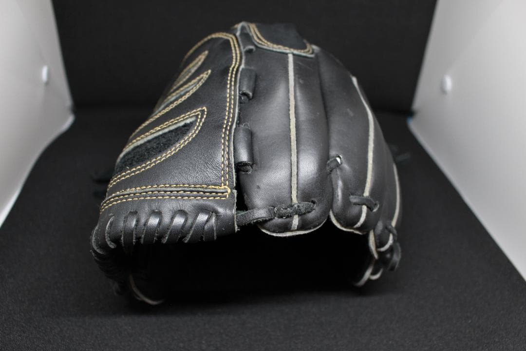 【限定品】石田選手モデル　軟式グローブ　横浜DeNAベイスターズ　球団発売グラブ