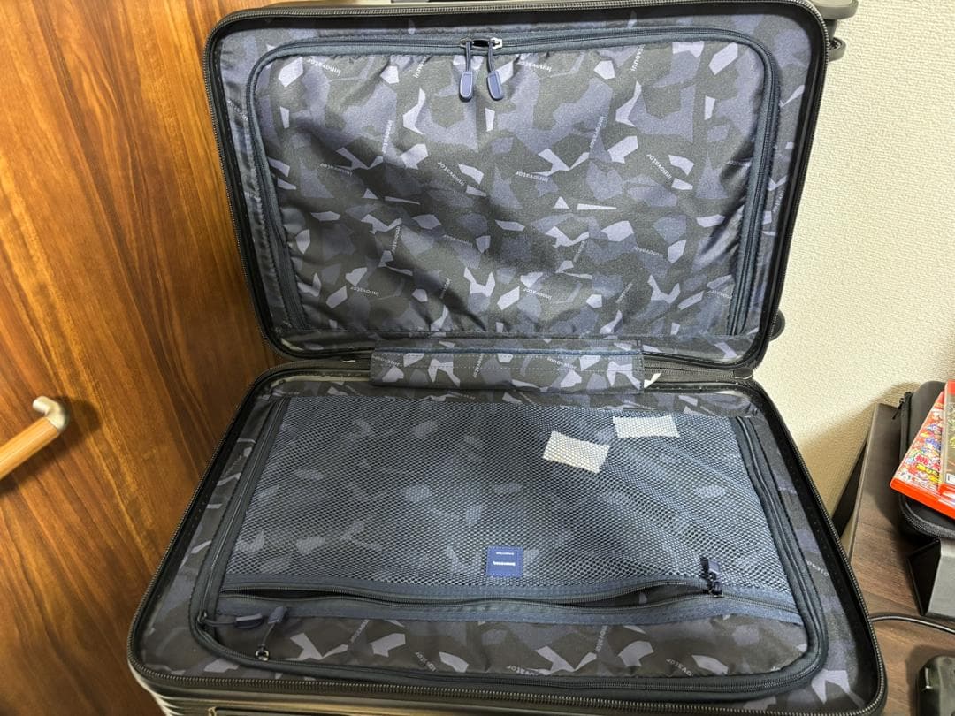 イノベーター スーツケース Mサイズ 55L 24インチ フロントオープン