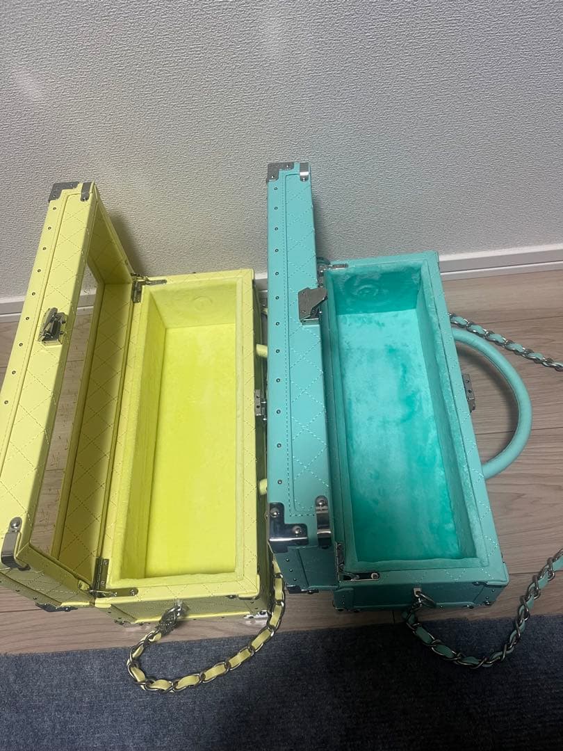 エンジェルシャンパン　空瓶＋ケース　サマーエディション　グリーン&イエロー