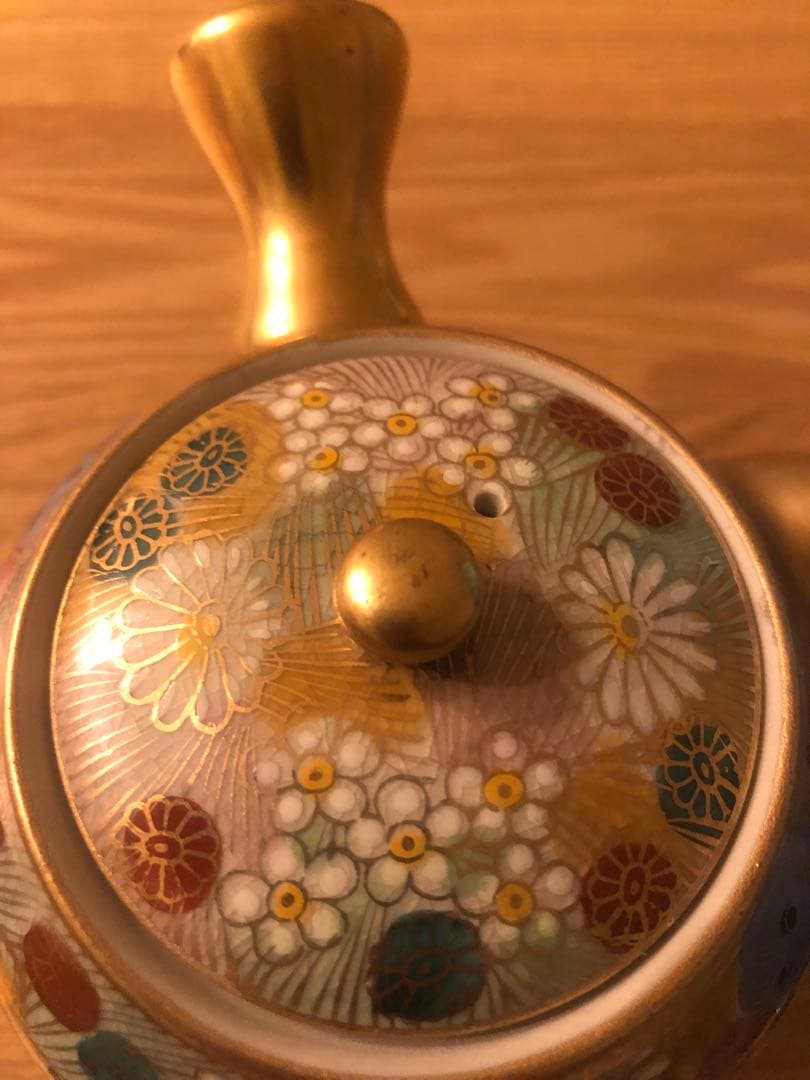 ⭐︎九谷焼　章山　茶器　7点セット　色絵　金彩　花詰　急須　湯呑　茶道具　煎茶道具