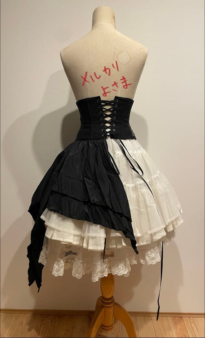 日本製*Sheglit（シェグリット）*レザーリストレイントコルセット