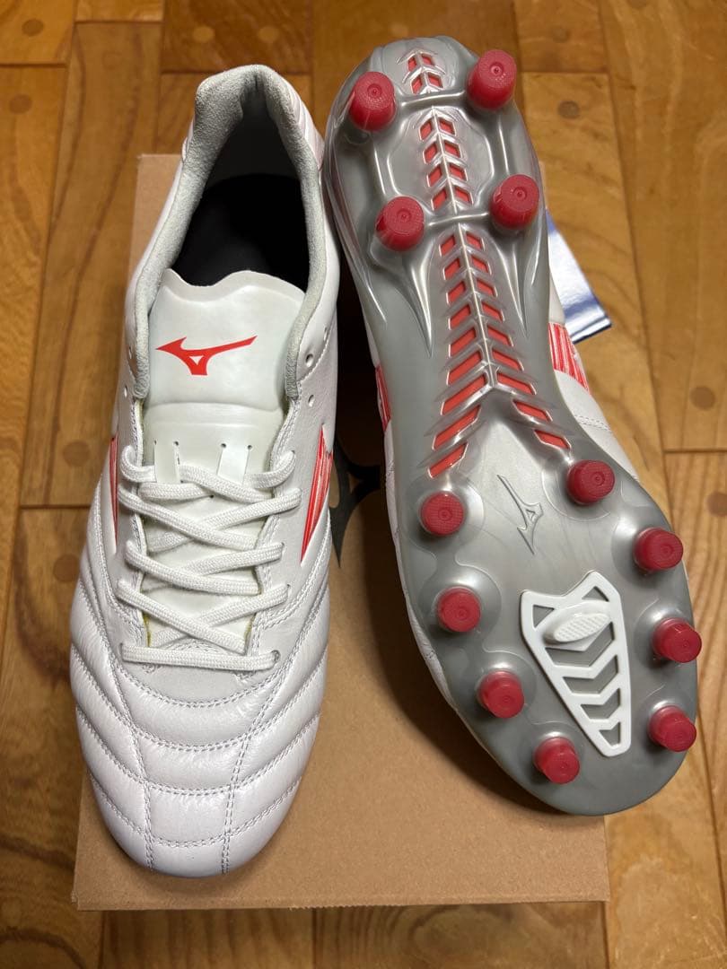 新品　超大特価　ミズノ　モナルシーダ ネオ 3 エリート　ホワイト×レッド