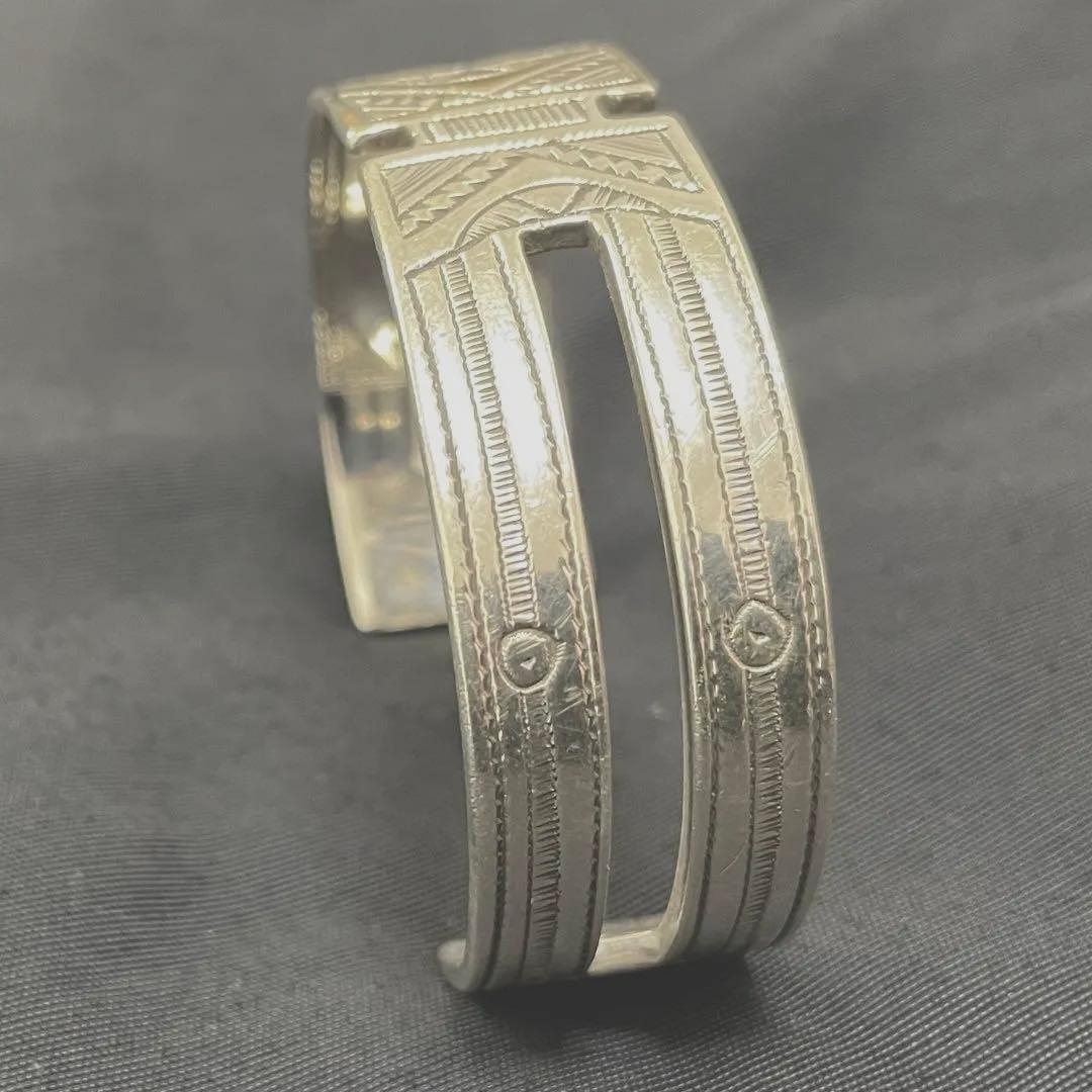 おが　HERMESエルメストゥアレグバングル Ｔ4 激レア