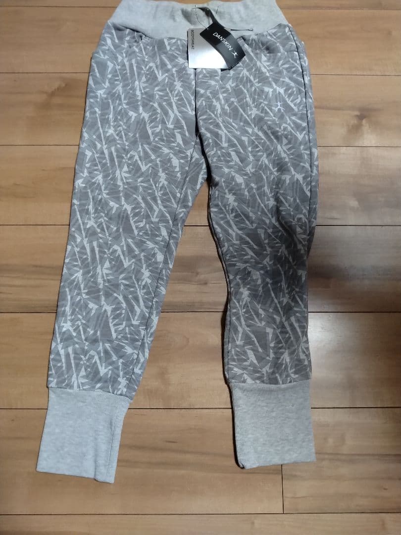DANSKIN ヨガパンツ グレー