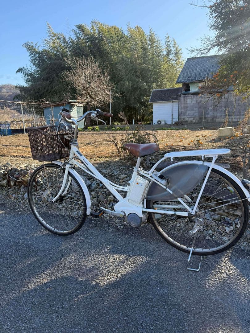 ホワイト 電動アシスト自転車 シティタイプ