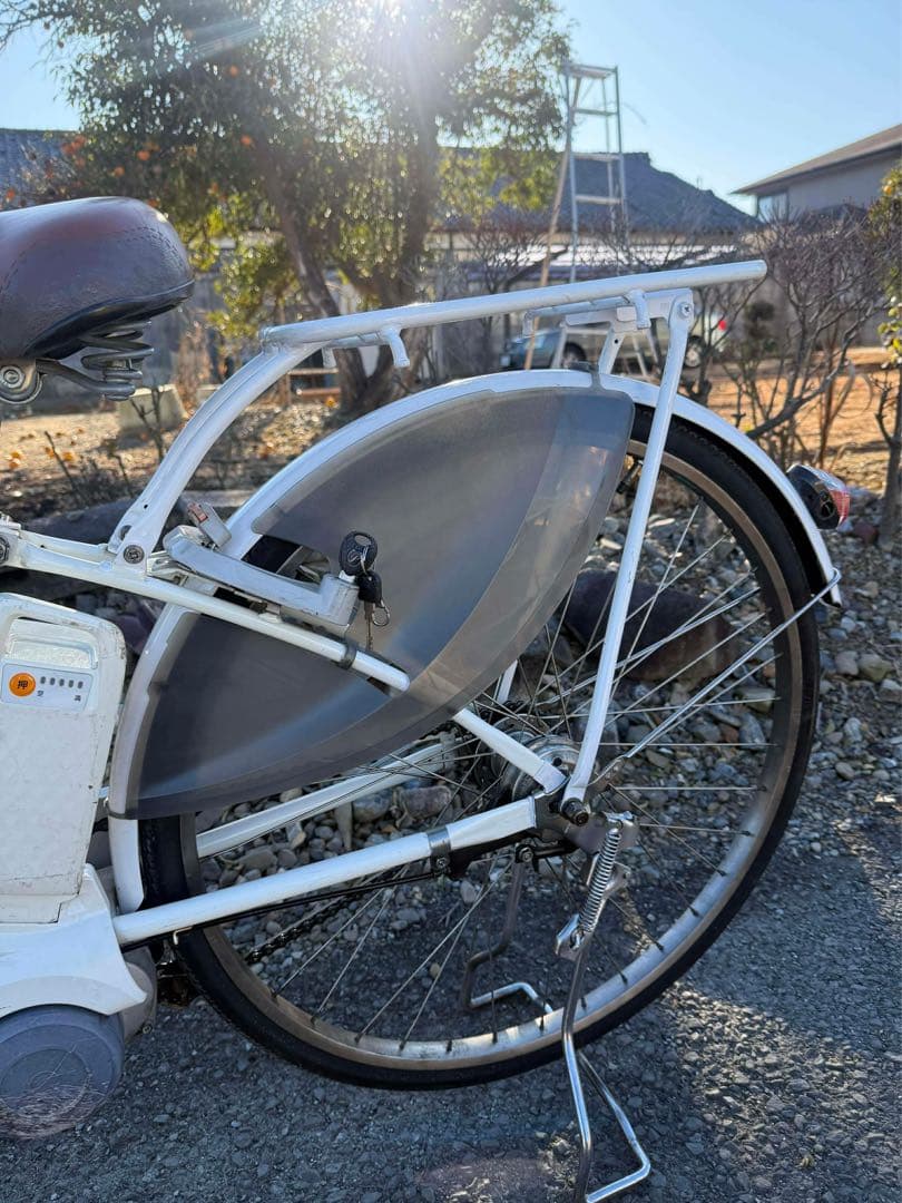 ホワイト 電動アシスト自転車 シティタイプ