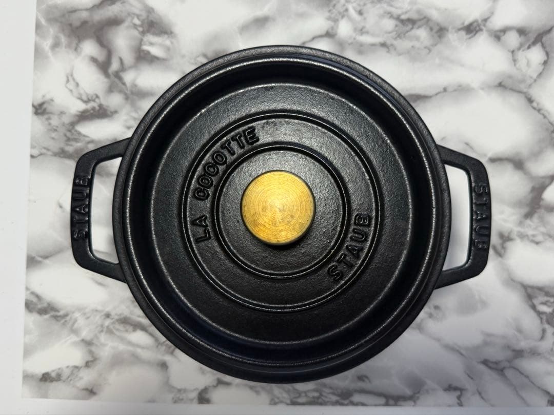 STAUB ストウブ　ココット　ラウンド　18cm ブラック