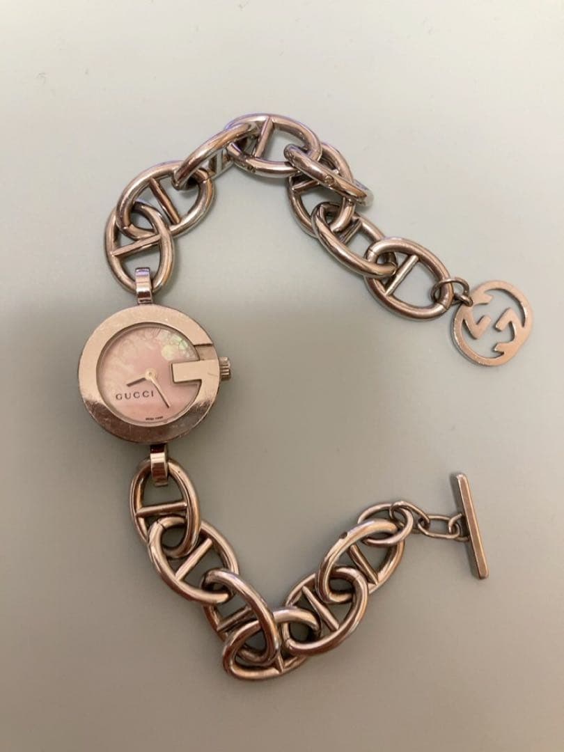 GUCCI クォーツ腕時計 パールホワイト