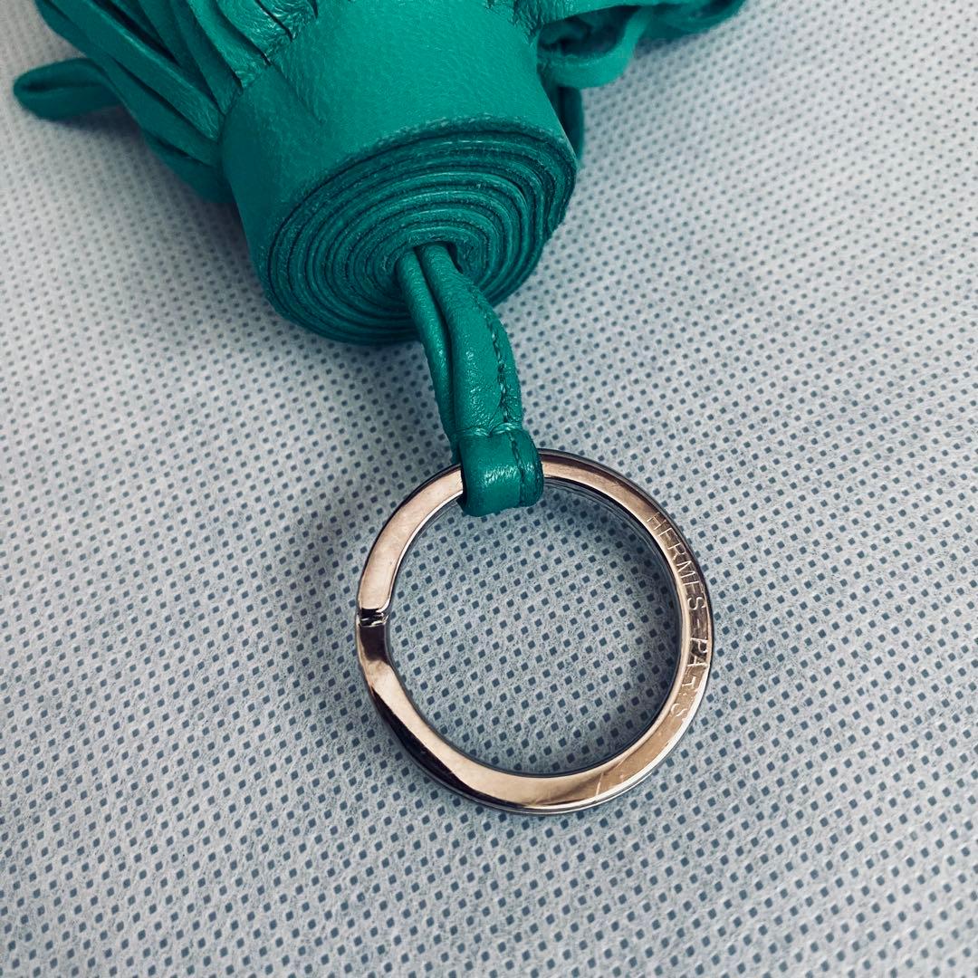 Hermes エルメス カルメン フリンジホルダー 緑