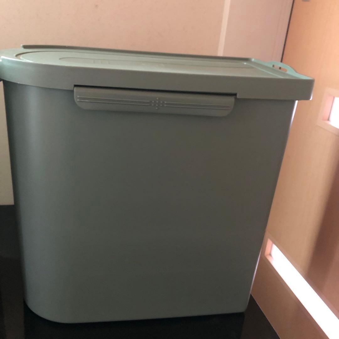 あつ　タッパーウエア　キッチンキーパー　2個セット　ダークグリーン