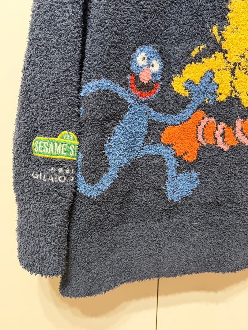 ジェラートピケ　セサミストリート　ジャガードショールカーディガン