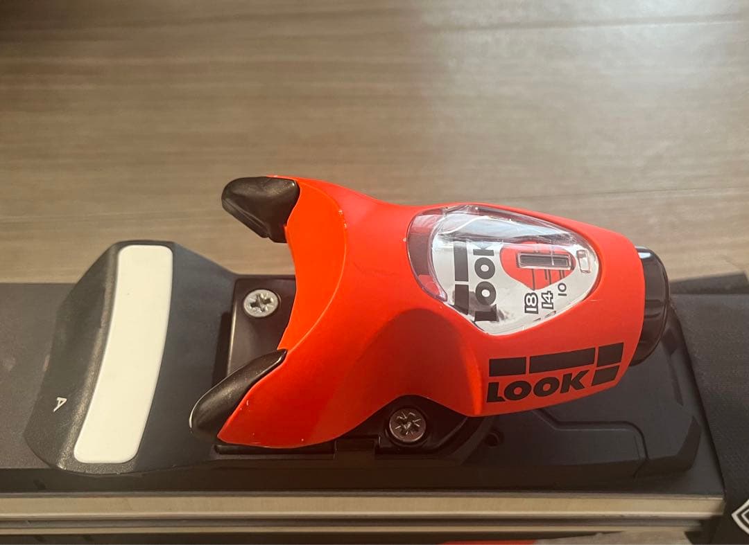 スキー LOOK PX18 HOTRED