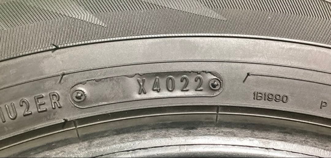 nuuun215/60R17⭐︎ダンロップウィンターマックス022022年製