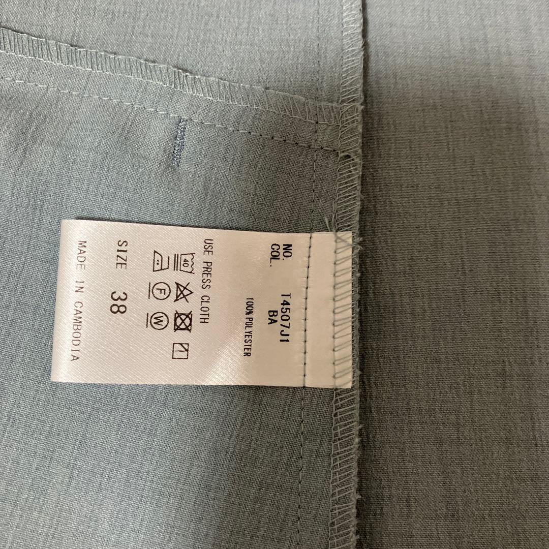 ライトブルーパンツスーツ サイズ38