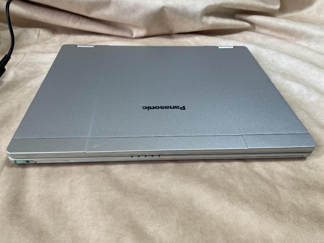 CF-QV9 タッチパネル SSD512GB MEM16GB WIN11 中古