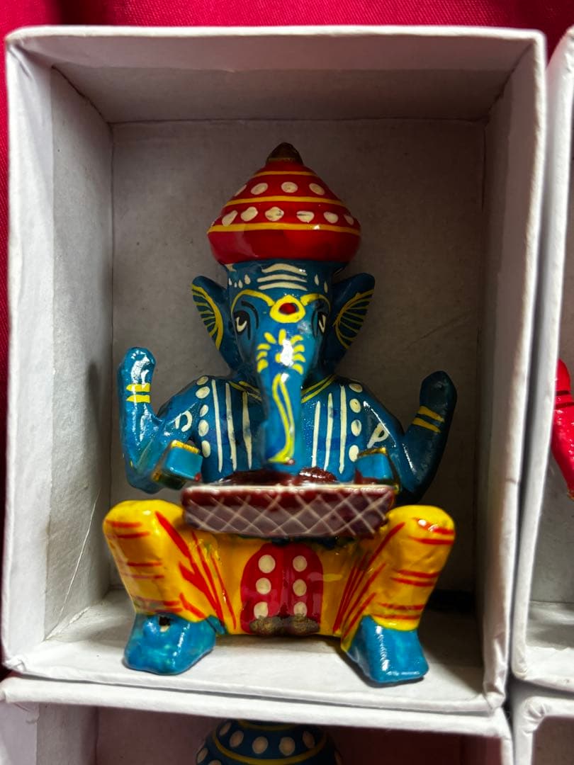インド製 神様17体セット 開運 祈りの置物 スピリチュアル 守護神 ケース付き