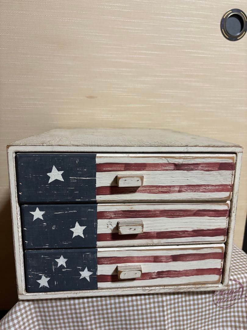 アンファン　アメリカンな3段引き出し