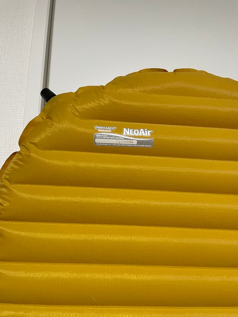 サーマレスト　NeoAir スリーピングマット イエロー　レギュラー