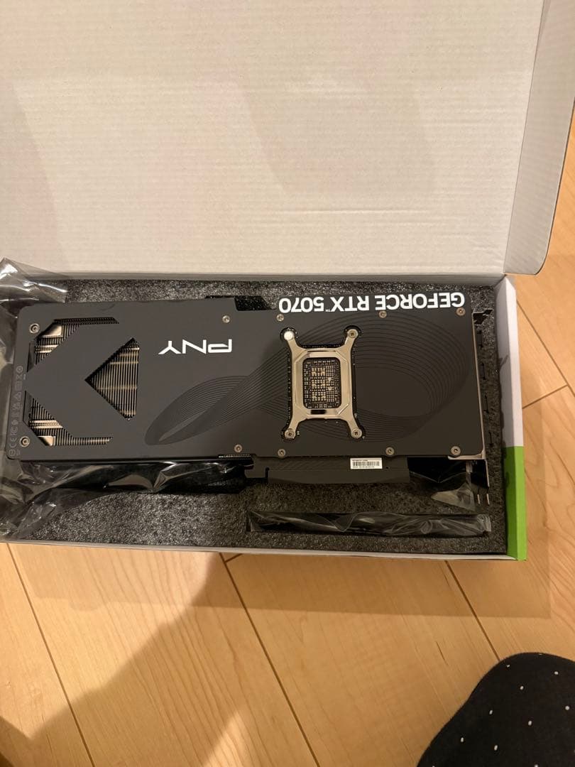 グラフィックボード・グラボ・ビデオカード PNY GeForce RTX 5070 12GB Overclocked