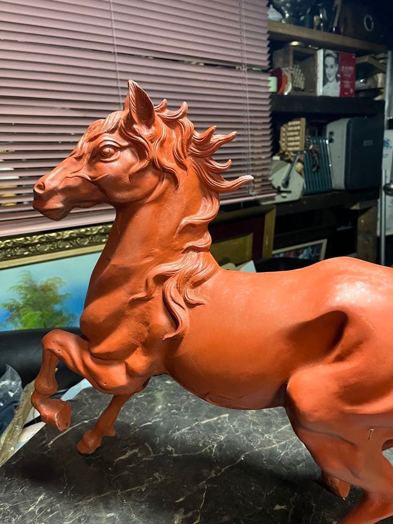 鉄製の馬、特大馬の置物、馬の置物、たてがみの馬、66センチ馬、11キロ