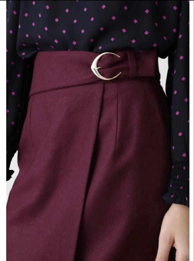 ピンキー&ダイアン　メタルアクセントスカー ト